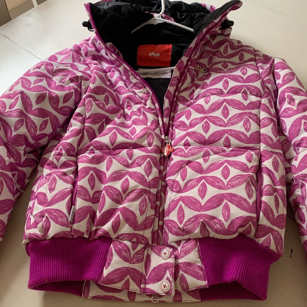 Women’s snowboard jacket